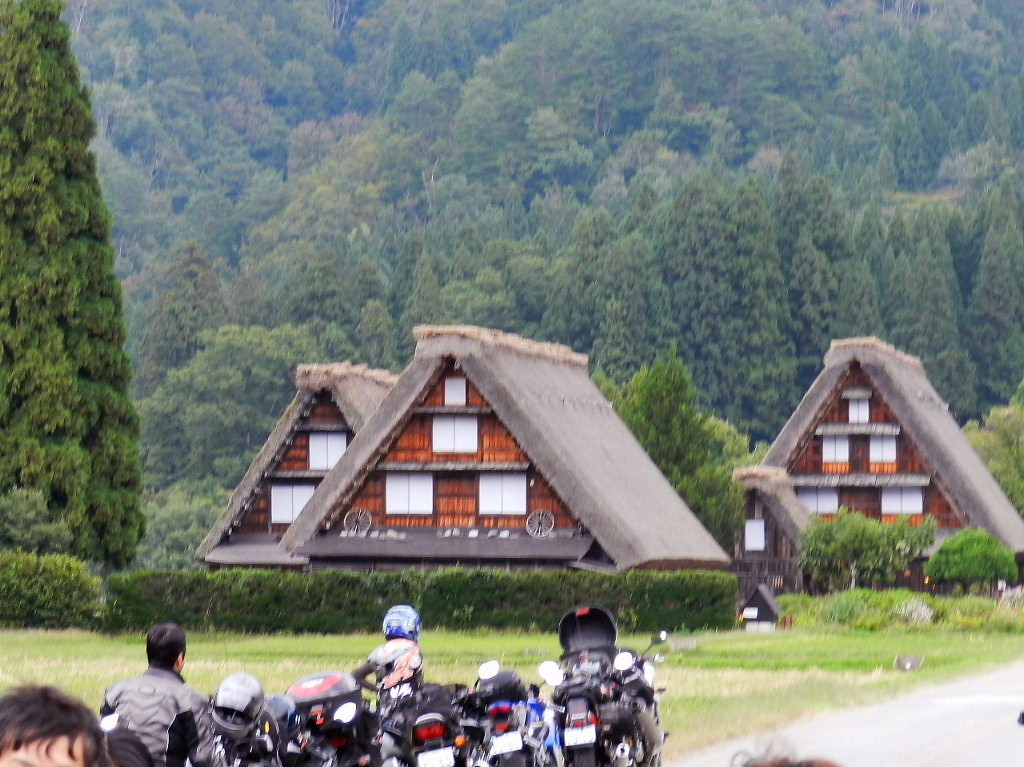 /img/repo/24shirakawago2012_10_07.jpg