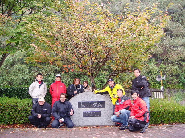 04shiraitotaki2012_10_27.jpg